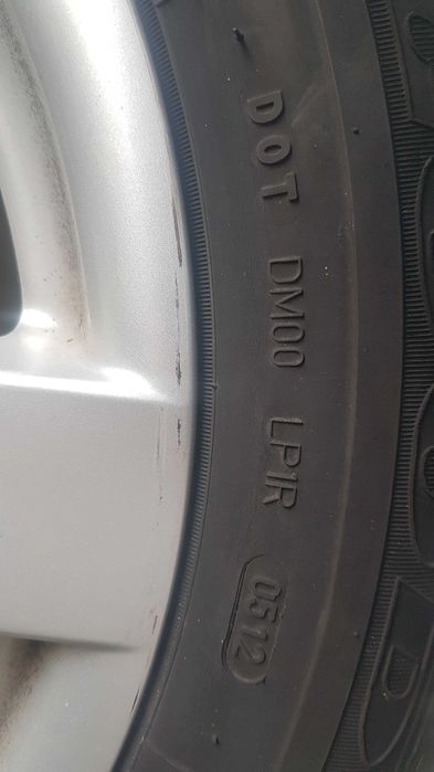 Джанти за BMW със зимни гуми Goodyear