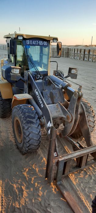 Пагрусчик 1.8 сотилади