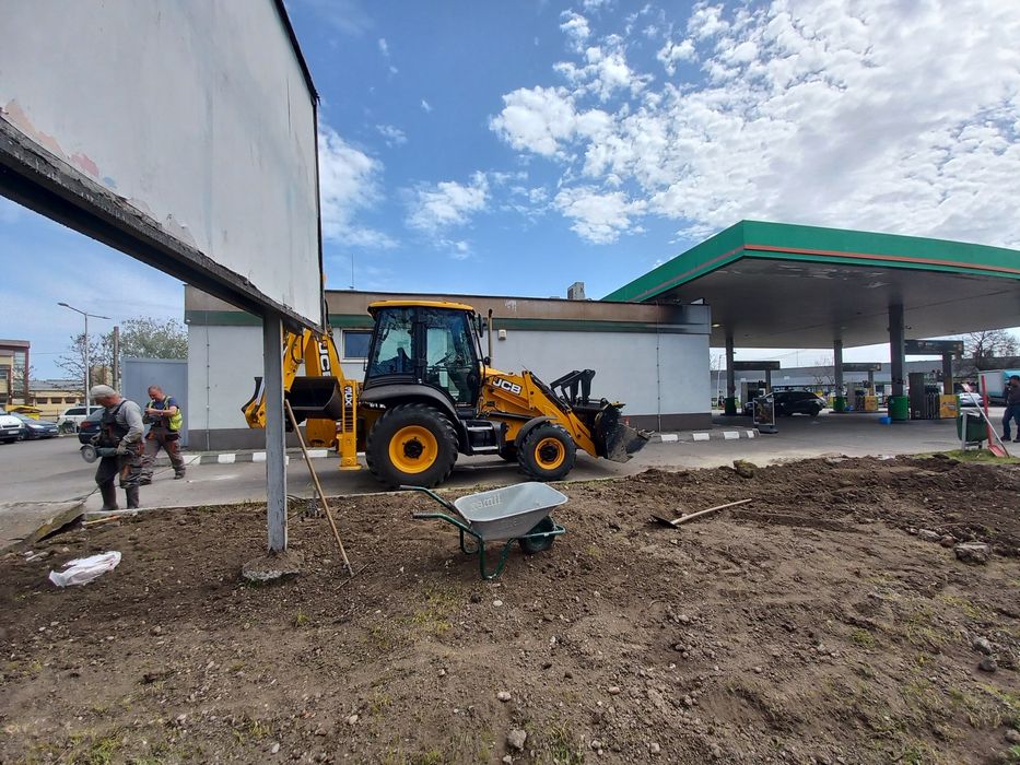 Inchiriez Buldoexcavator zona Deva-Simeria-Hunedoara si Imprejurimi