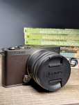 Lumix S9 Titanium Gold Japonia Exclusive kit Panasonic
