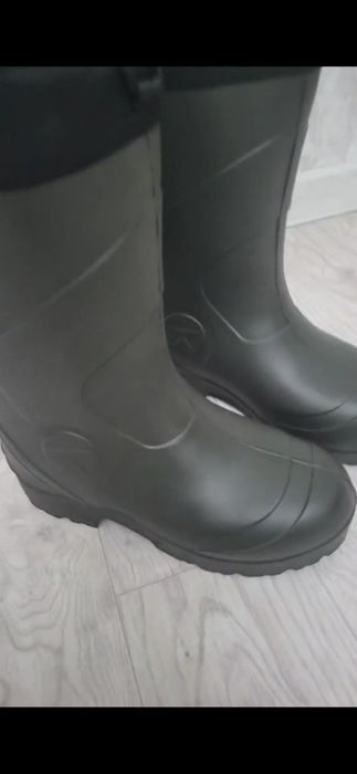 Продам боти сапоги