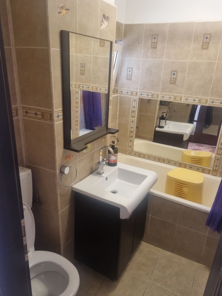 Particular vand 3 camere confort 1 pe Bd.Alexandru Vlahuță .