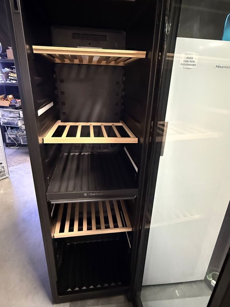 Frigider de vinuri Haier HWS236GDEH1