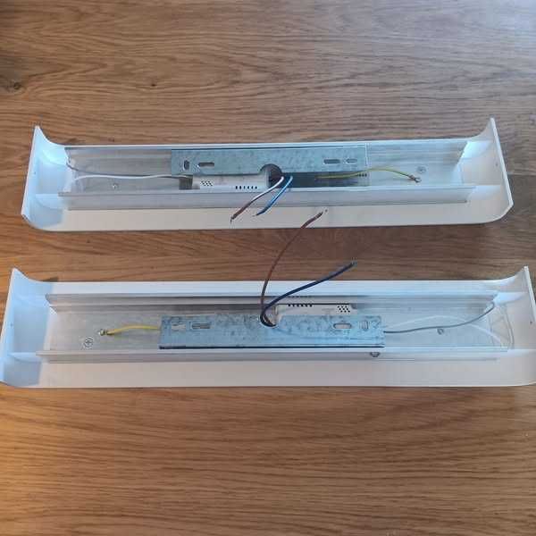 НОВИ! LED стенни лампи 24W, IP44, топло бяла светлина 3000K, 2 бр/к-кт