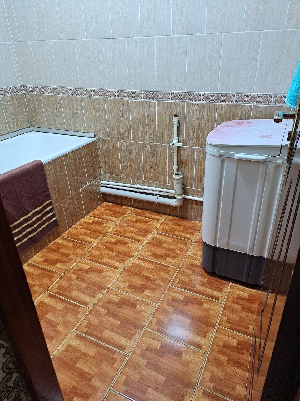 Srochna uy sotiladi