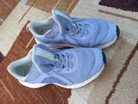 Adidasi 34 fetite