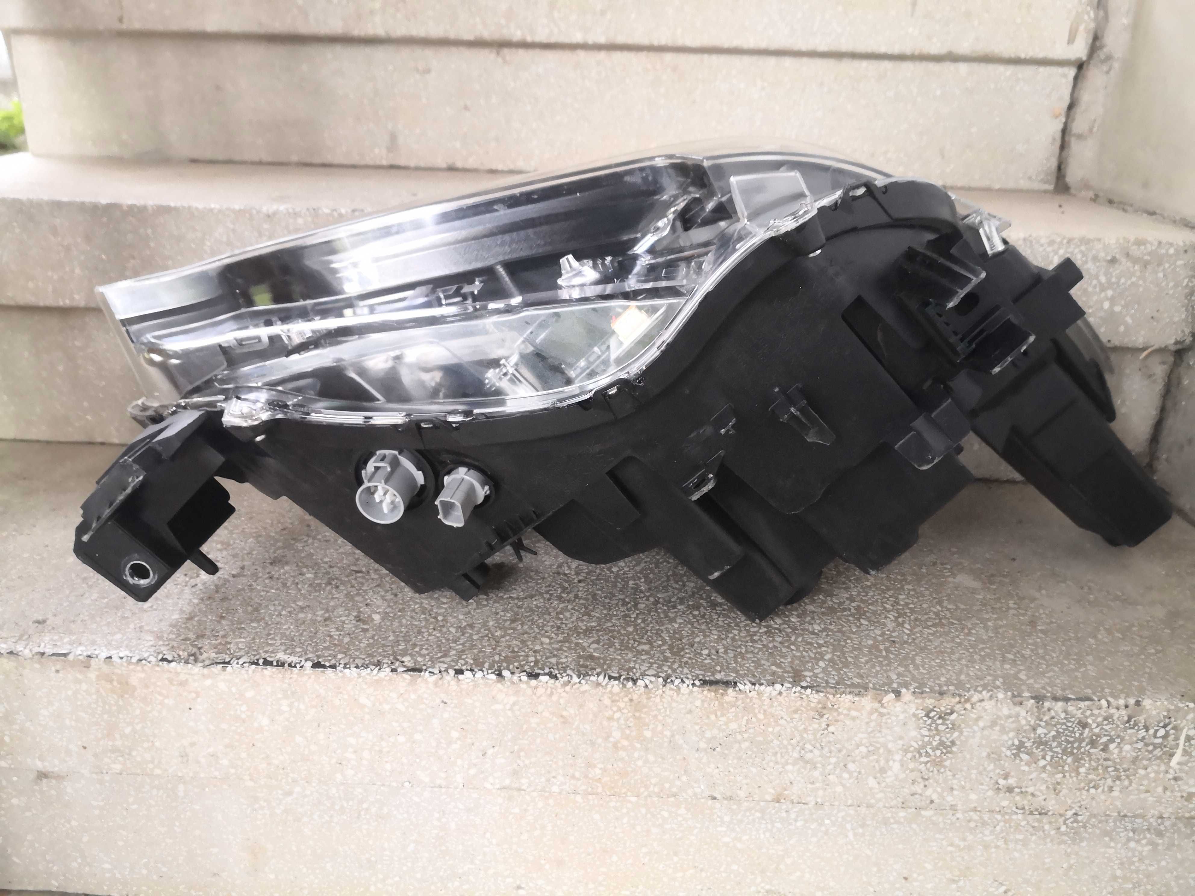 Фарове Mazda CX5 FULL LED 2020/Фарове Мазда ЦХ5/Фар Mazda CX5 Оригинал