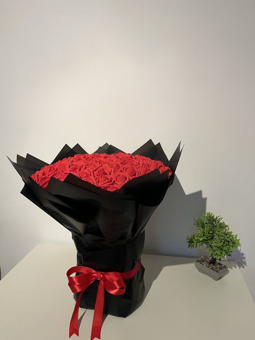 Букет от вечни рози 101