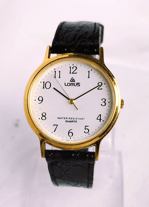 Ceas de damă Lorus cu Quartz, carcasa si bratara din oțel inoxidabil.