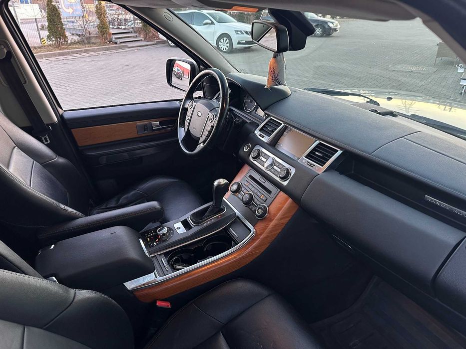 Urgent ! Range Rover Sport 3,0 tdi 2012 facelift accept variante !
