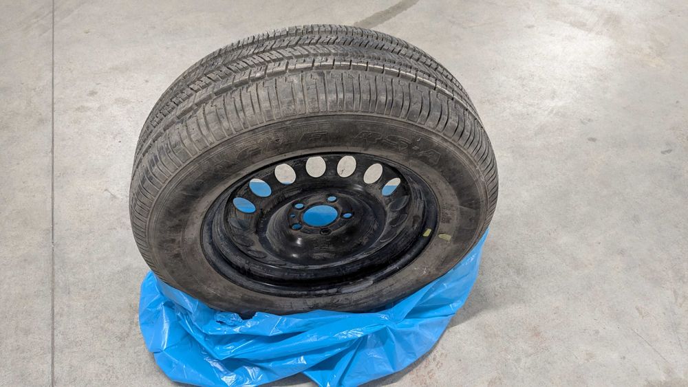 Резервна джанта с гума за Dodge Nitro, Jeep Cherokee 235/65/17 5x114.3