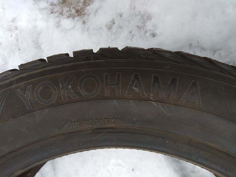 Резина 265/50 R19 - "Yokohama Ice Guard Stud IG35" (Япония).