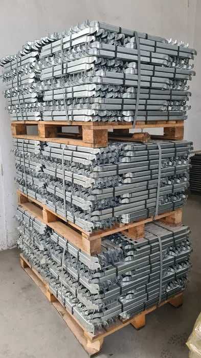 Podine nivel zincate pentru schela