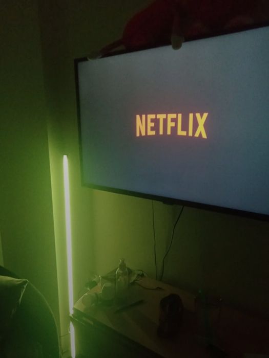 Декоративна Лед лампа RGB със стойка