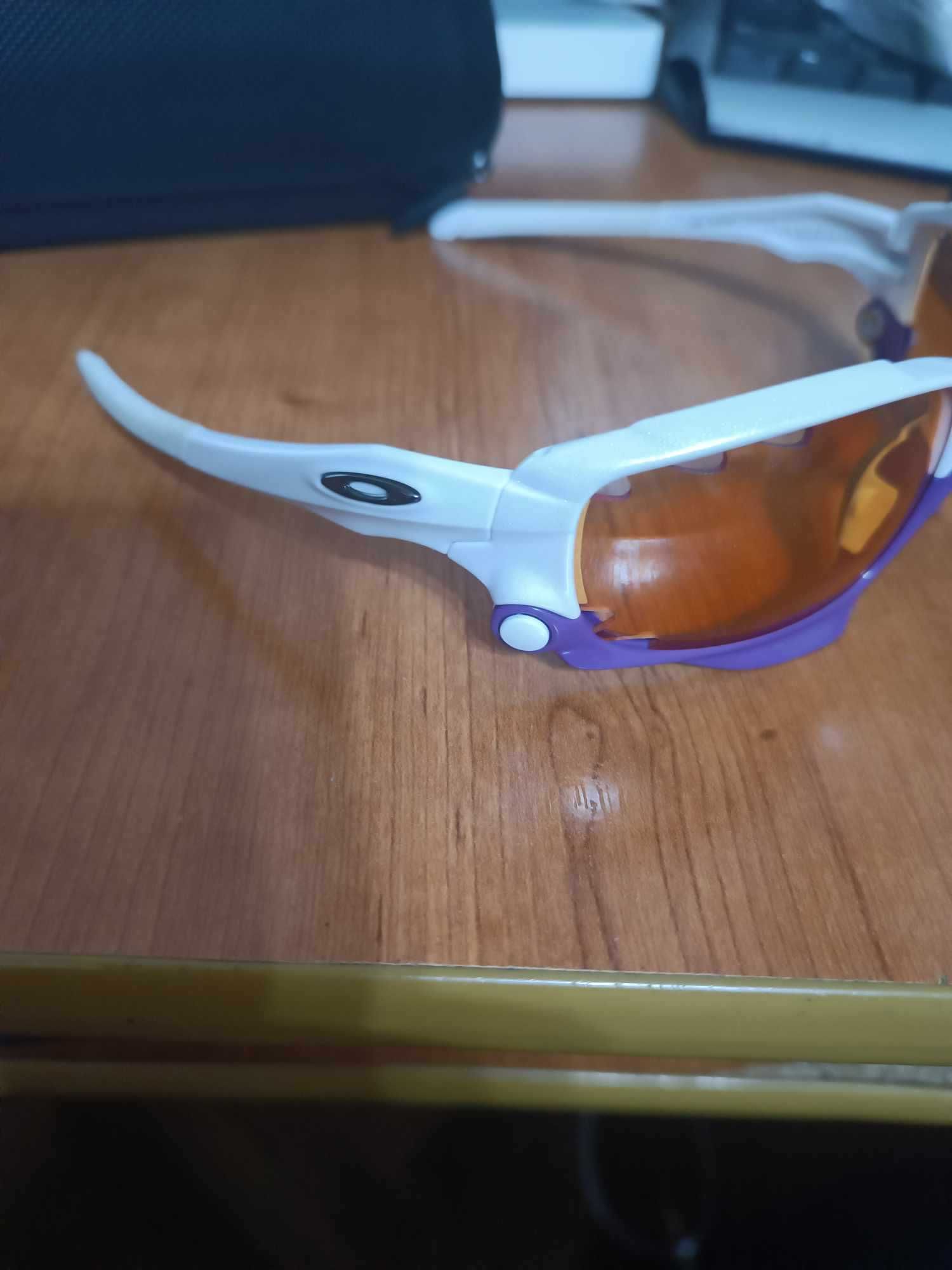 слънчеви очила Oakley Jawbone