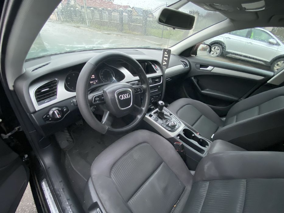 Vand Audi A4 B8 2009