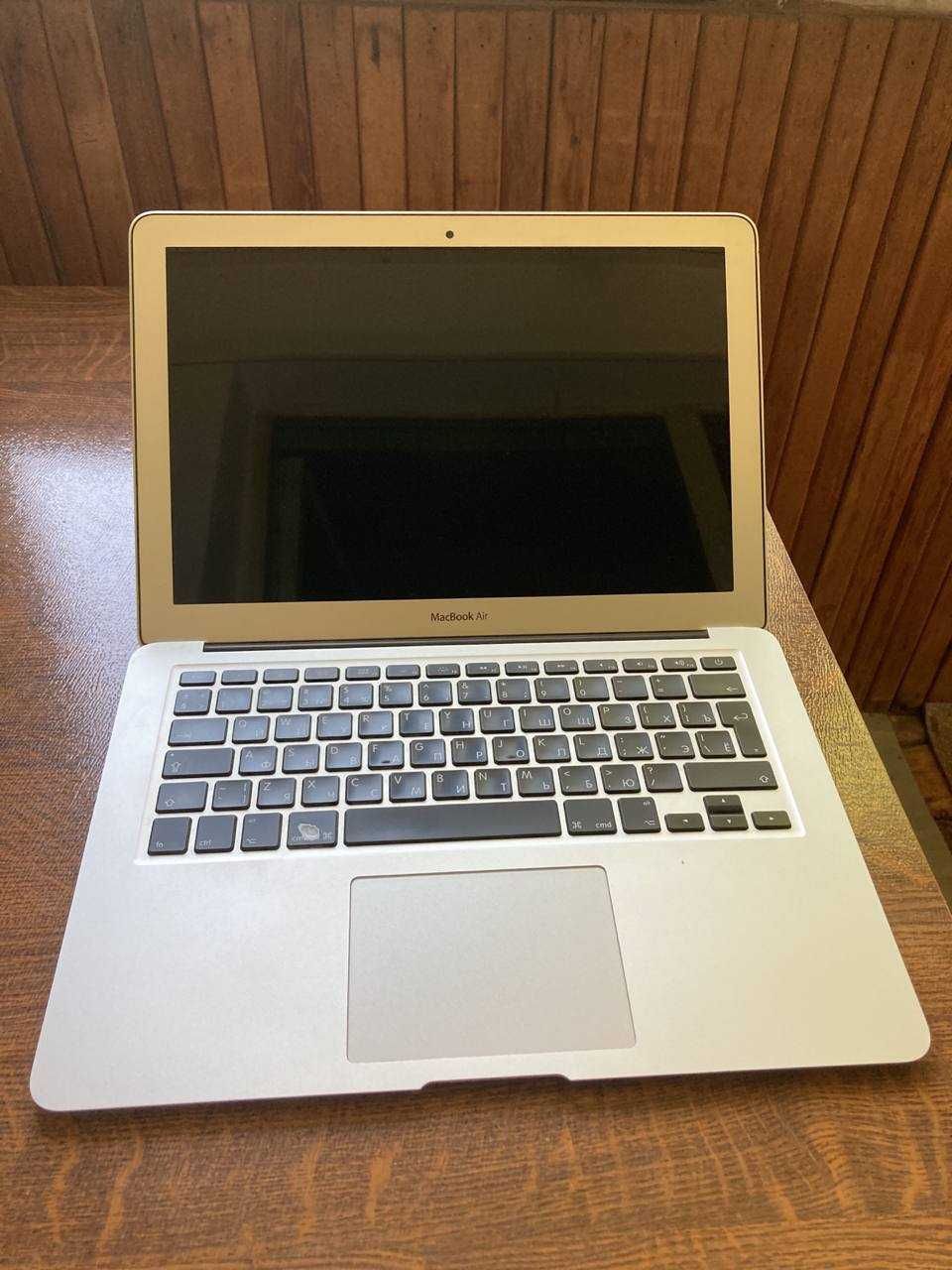 Macbook Air 13 (early 2014). бу в отличном состоянии! +MagSafe 2 (75$)