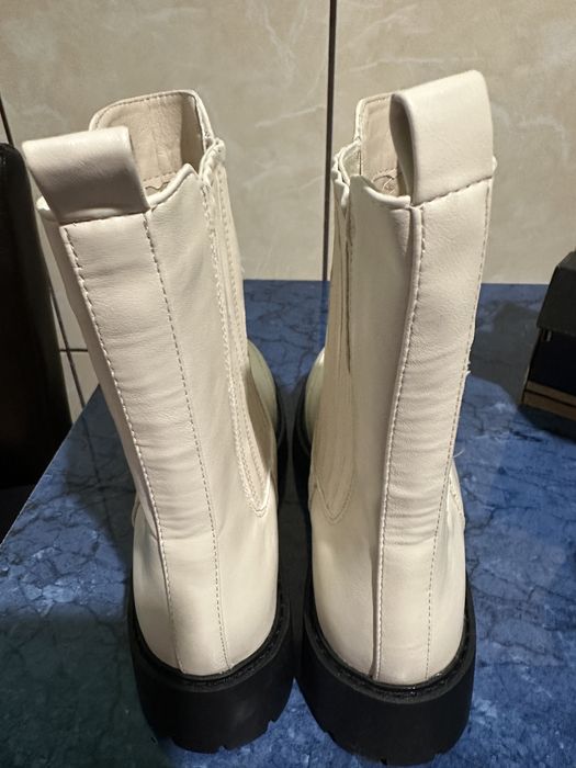 Botine usoare si foarte comode noi noute