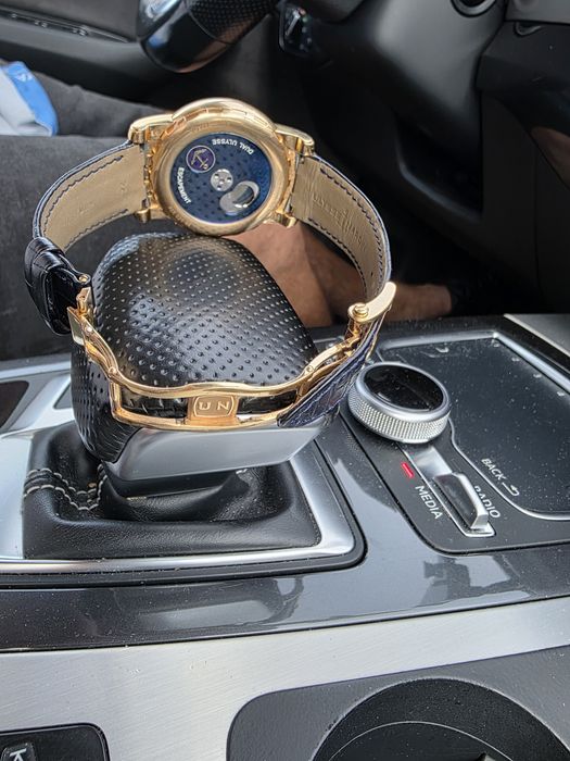 Vand schimb ceas ulysse nardin freak turbilion aur roz diametru 44.5