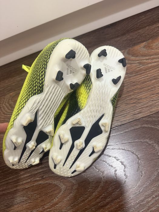 Футболни обувки калеври Adidas размер 35