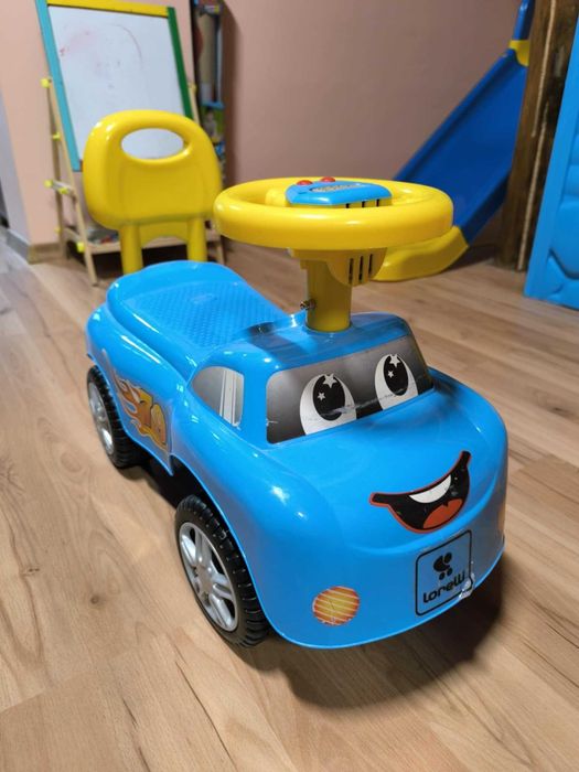 Къщичка, пързалка и кола за бутане