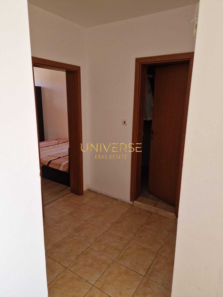 Продава се Двустаен апартамент в к.к. Слънчев бряг - 59 кв.м за 1017 €/кв.м - Снимка #4