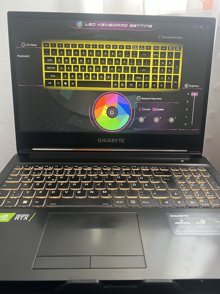 Laptop Gaming Gigabyte G5
