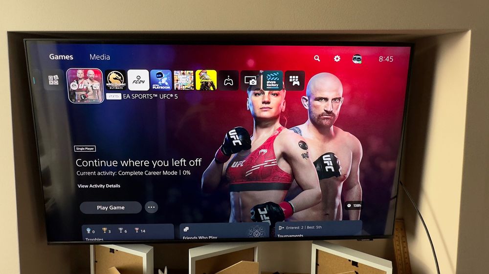 PlayStation V не различим от нов!