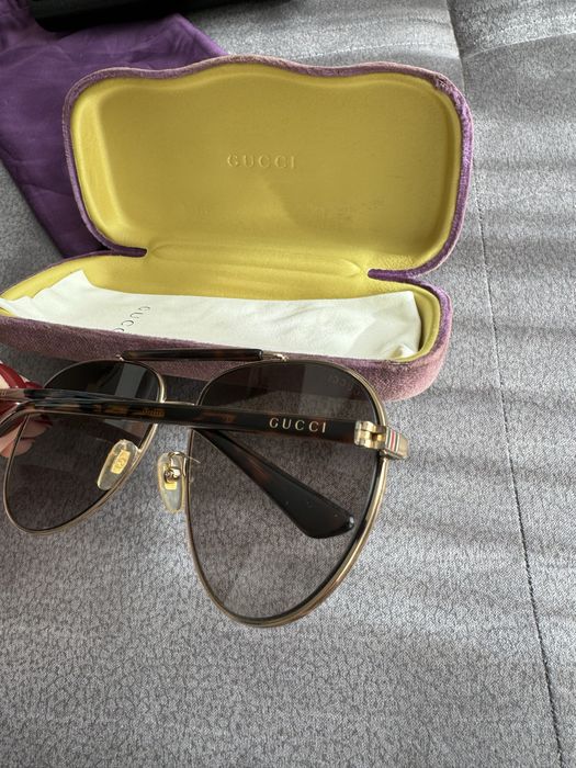 Слънчеви очила Gucci и Burberry