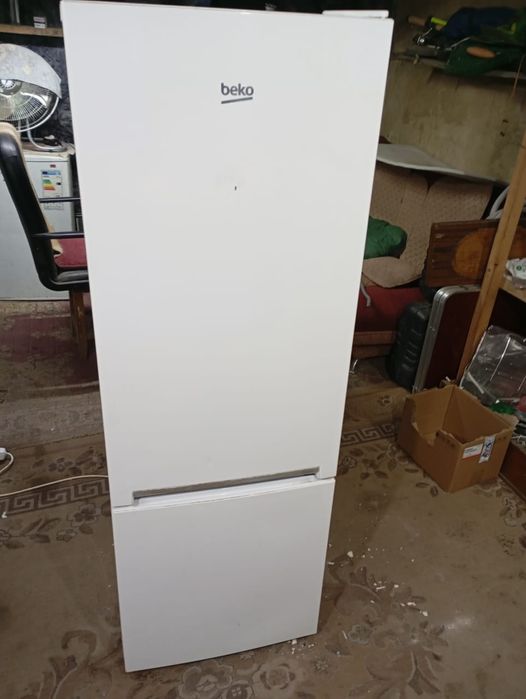 Холодильник BEKO
