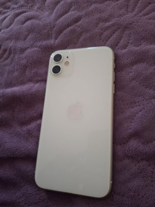 Vând iPhone 11 perfect funcțional