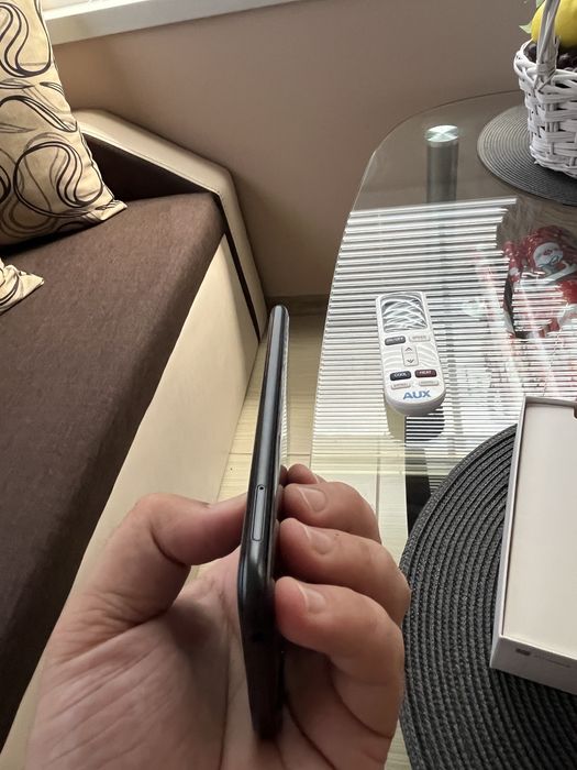 Huawei Y7 2019 *Пукнат Дисплей*