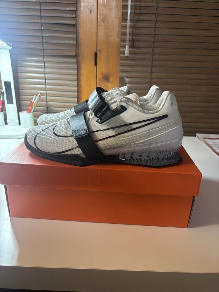 Nike Romaleos 4.