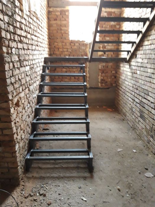 Лестницы металлакаркас