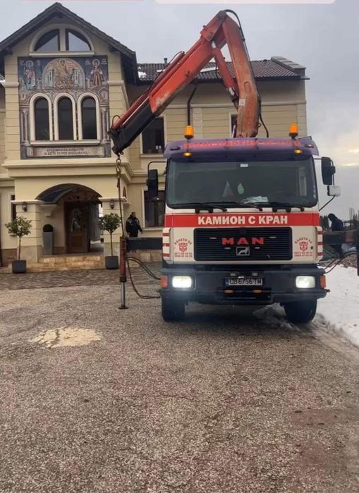 Транспортни услуги - Камион с кран