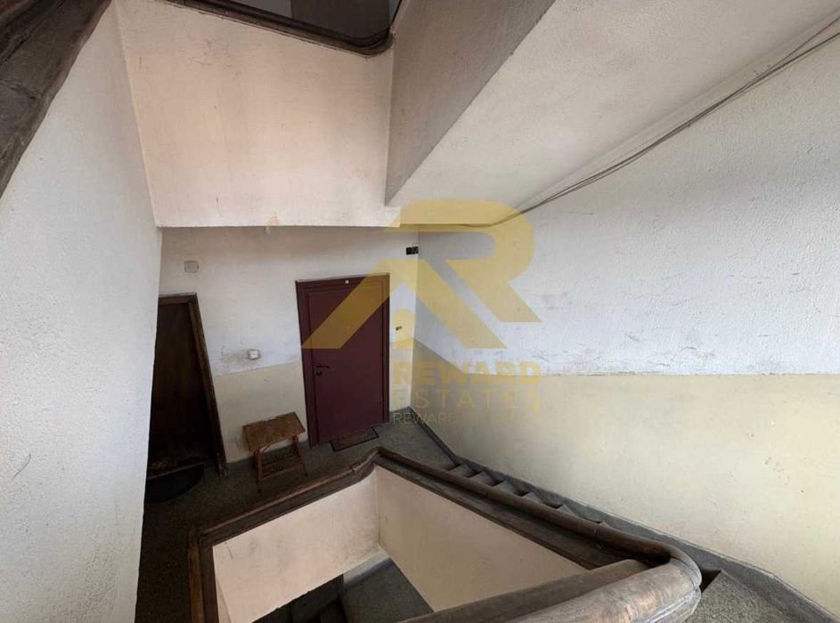 Продава се Тристаен апартамент в София, Център - 90 кв.м за 3150 €/кв.м - Снимка #3