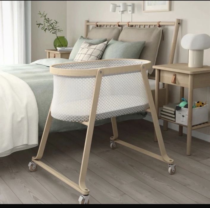 Cose bebe pe roti Ikea