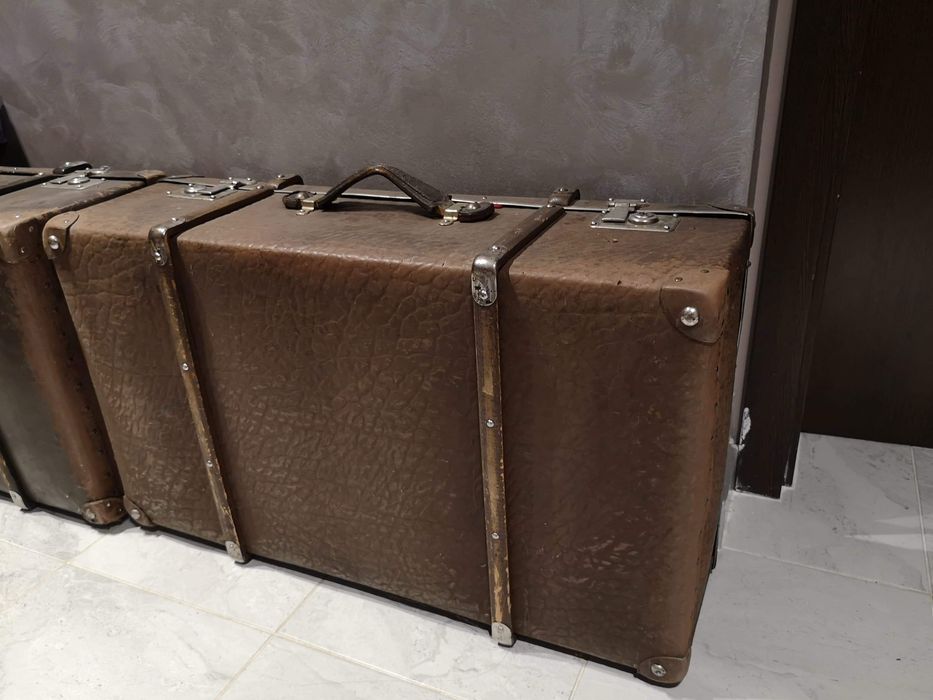 Старинни куфари (винтидж)