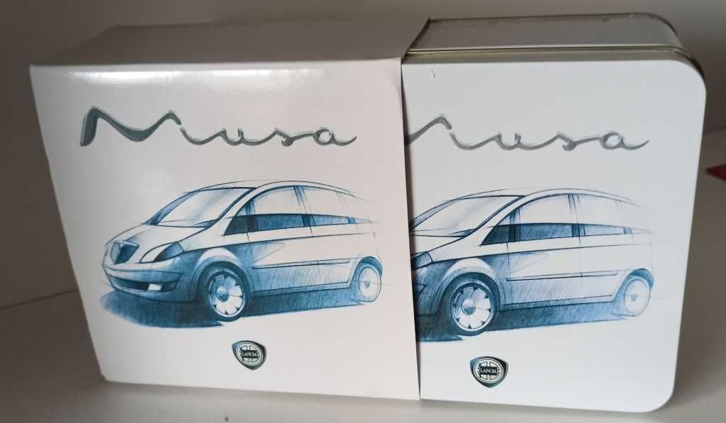 Macheta Lancia Musa 2004 - Norev cutie metal 1/43