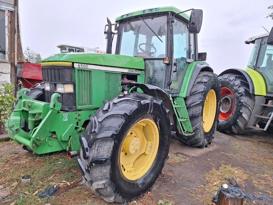 Tractor John Dere 6800 stare de fuctionare buna , An 1996,  ore 12781