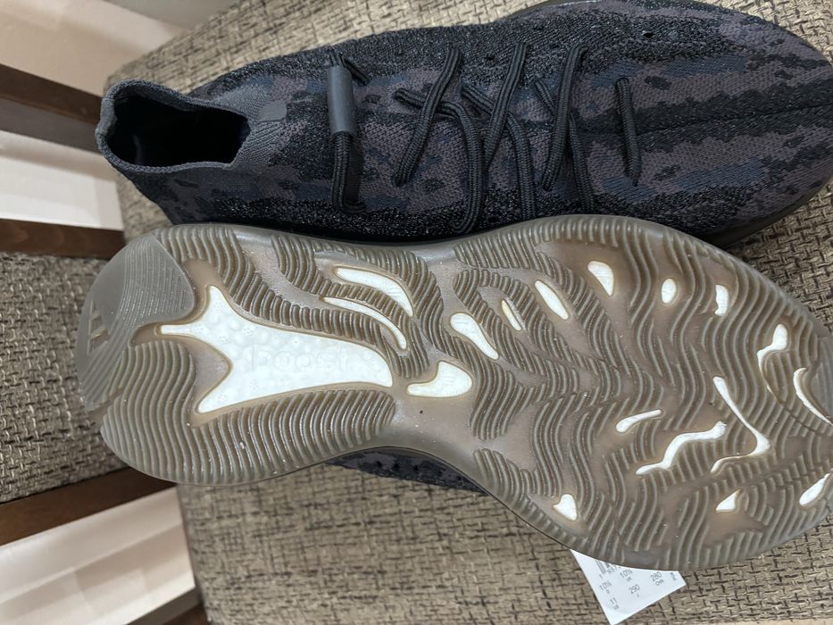 Обувки yeezy 380 onyx