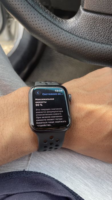Apple watch se Nike 44мм оригинал