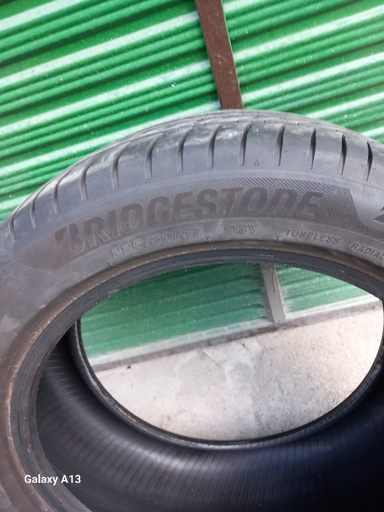 Продавам 2бр. гуми BRIDGESTONE TURANZA DOT 0423 Размер 225/50/17