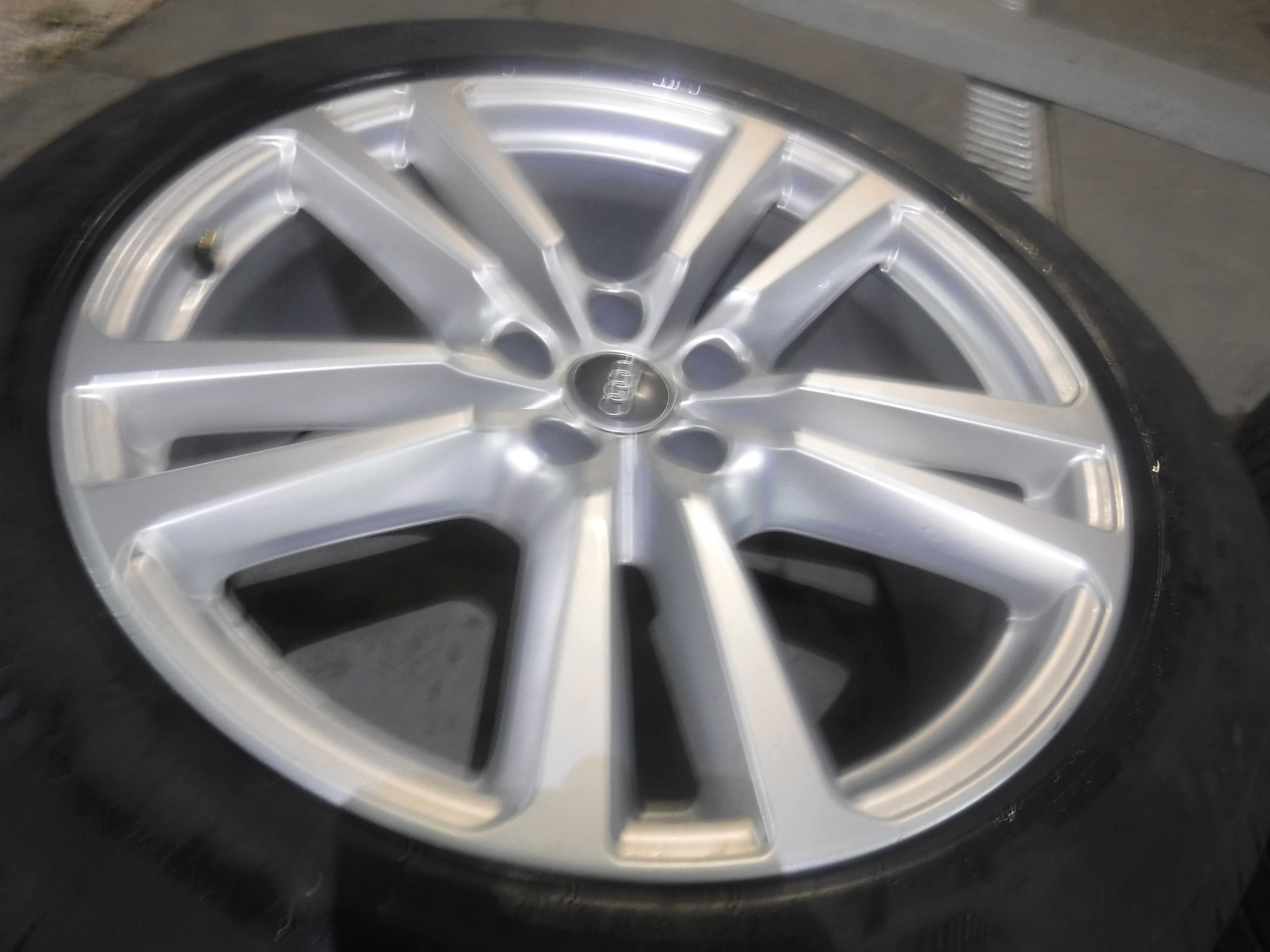 Jante Audi Q7 4m  5 X 112 iarna 255 50 R20 Continental