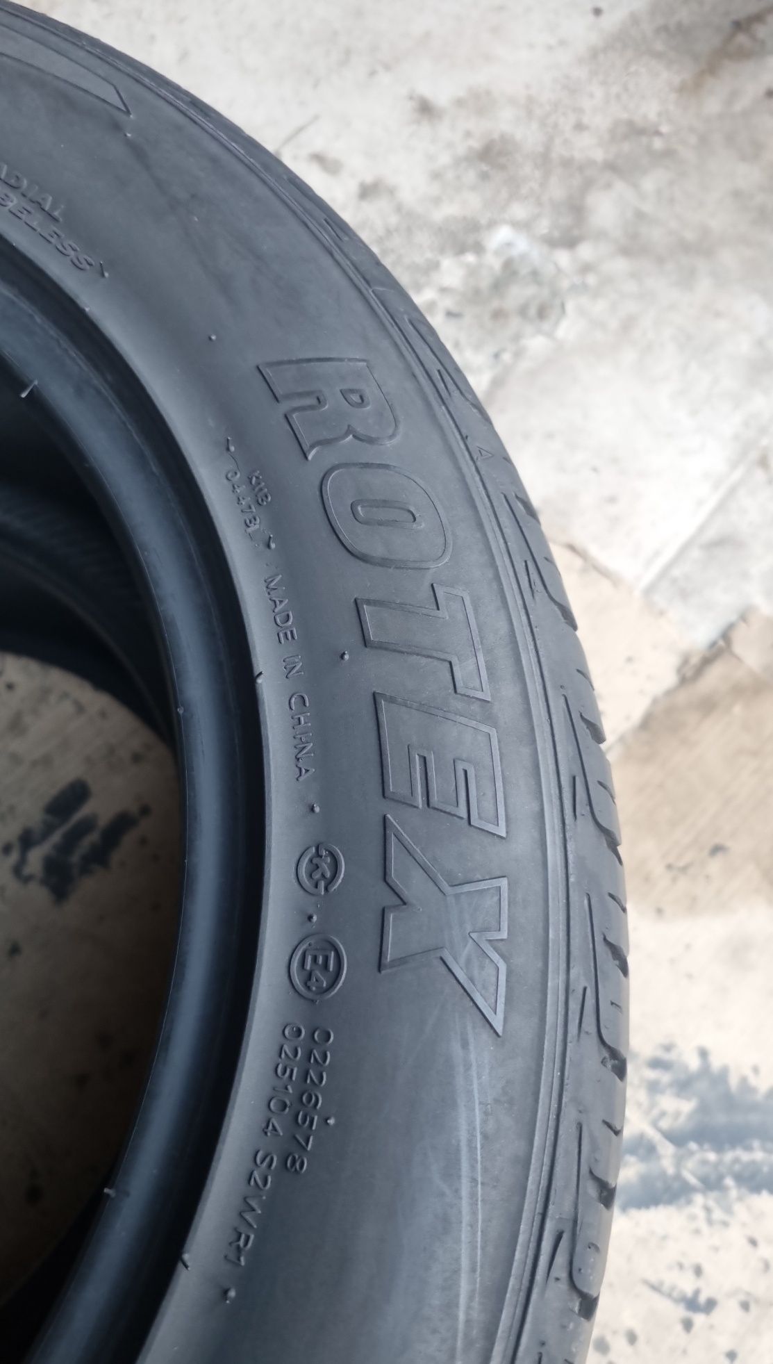 2 Anvelope Vară ROTEX 225 50 ZR16  Stare Perfectă.