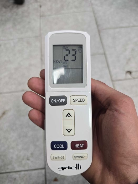 Колонен климатик Arielli 24-ка