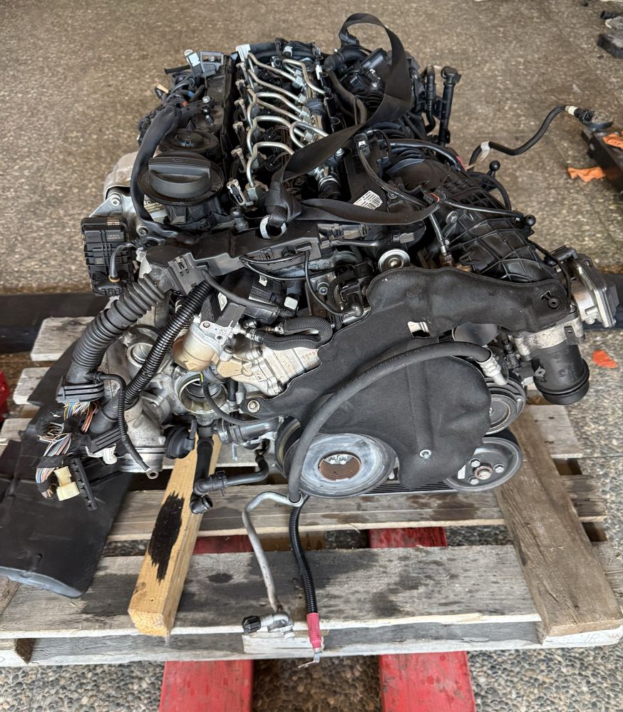 Motor n57d30b 313 cai complet