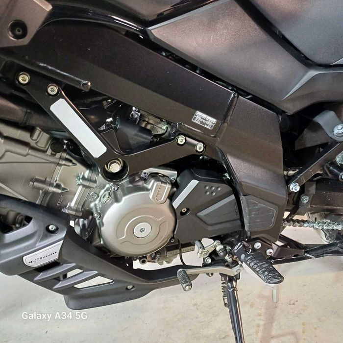 Motocicleta Suzuki V-Strom 650 ABS | S00355 | motomus.ro