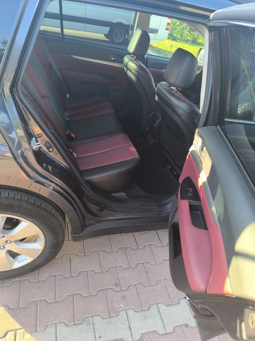 Subaru Outback 2.5 BR9 din 2011 cu GPL