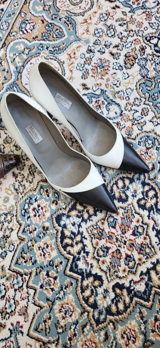 Кожаные нарядные туфли MAX MARA срочно продам